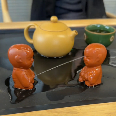 紫砂禅意撒尿和尚小孩茶宠