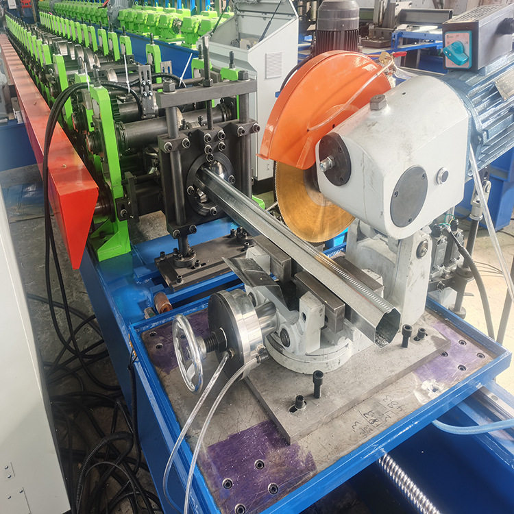 40mm60mm70mm卷帘门成型机金属冷弯加工生产线,五金/工具,车床,淘宝优惠券,粉丝福利购,淘宝优惠卷