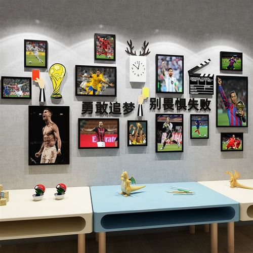足球俱乐部明星C罗海报相框装饰画体彩店墙壁宣传挂画卧室背景墙