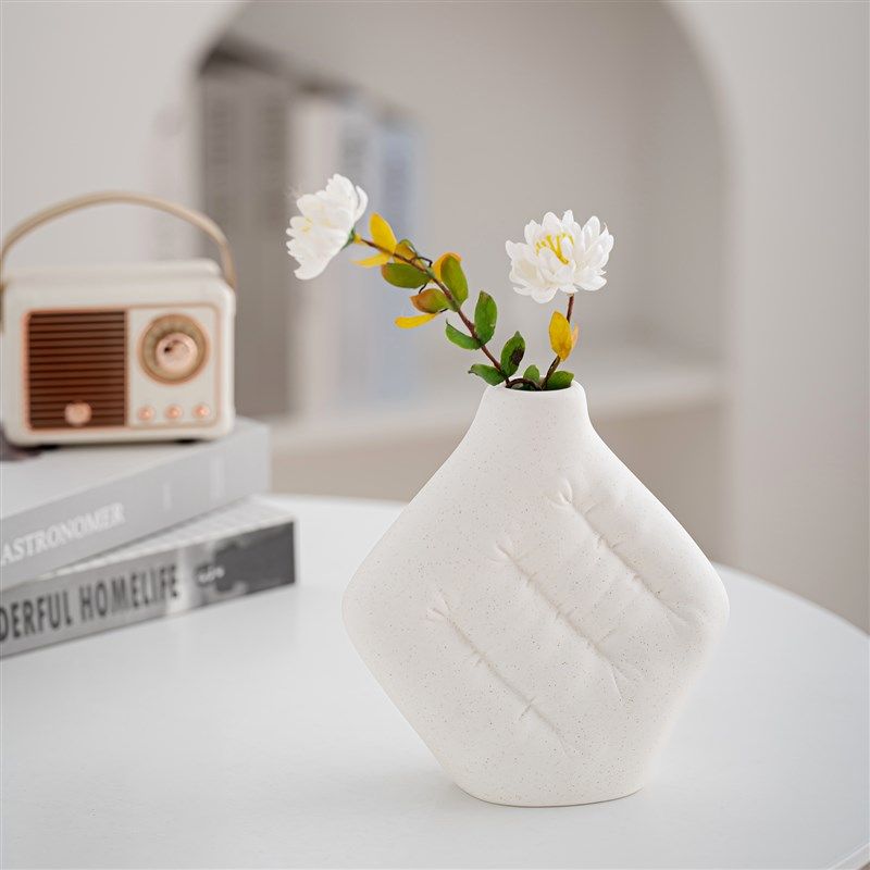 高级感创意抱枕陶瓷干花瓶民宿客厅餐桌装饰品玄关摆件艺术插花器