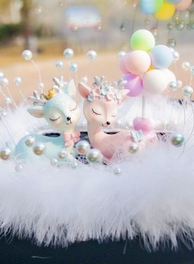 大气五菱宏光gmini汽车摆件一鹿平安车载摆件防滑垫上档次保平安