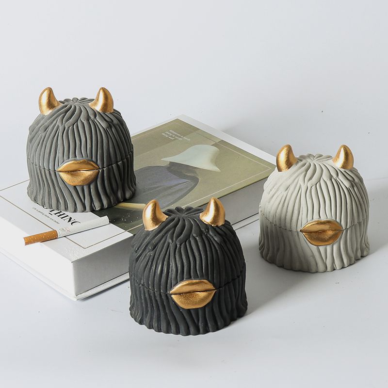 轻奢烟灰缸带盖简约时尚个性创意防飞灰办公咖啡厅桌面装饰烟具