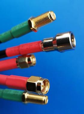 汽车信号连接线FME公转母LMR200线SMA公转公RG58白色同轴线