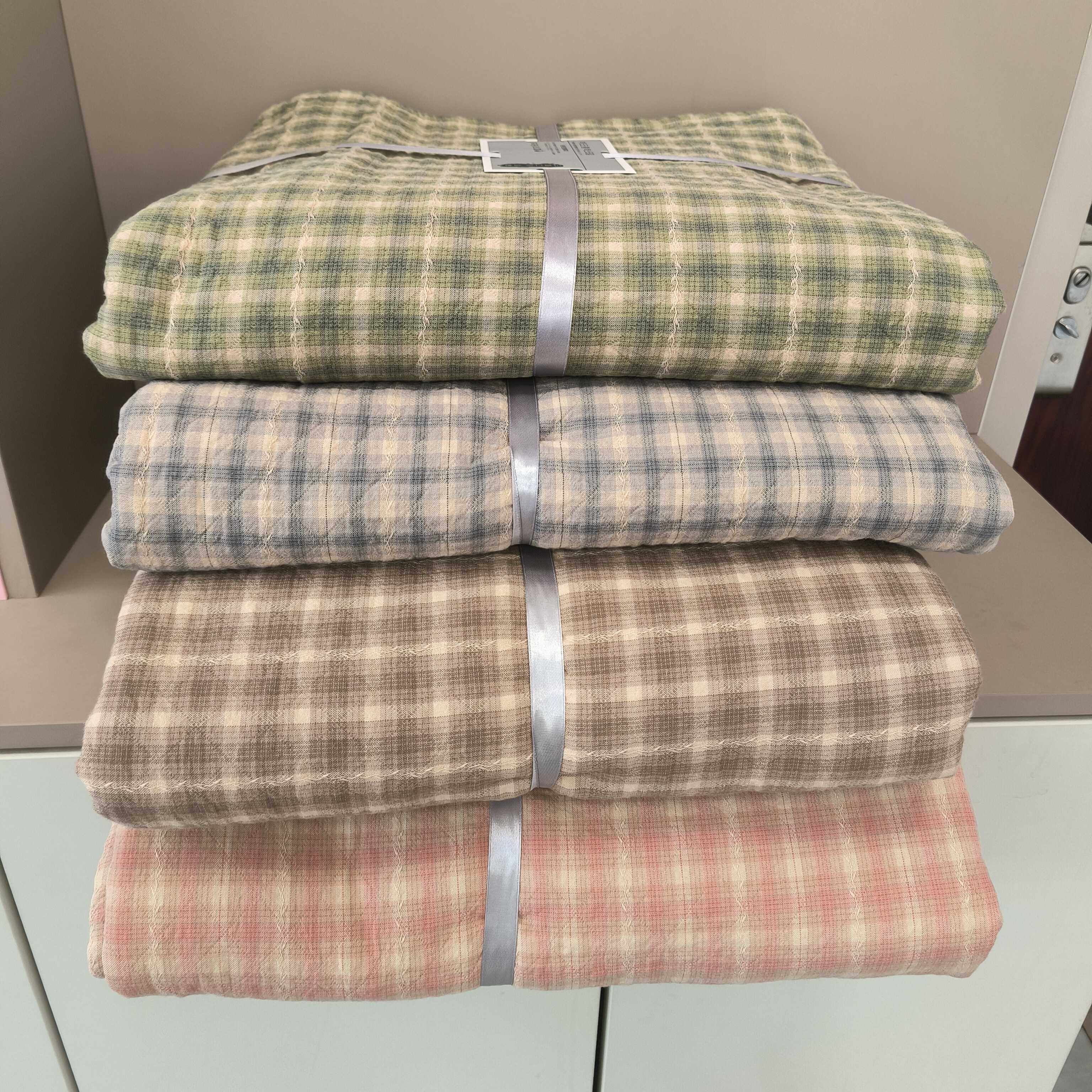 实体店沐瑟纯棉三层纱布水洗提花格子单人双人毛巾被纱布盖毯枕巾