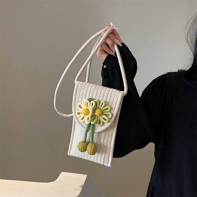 手机包包女单肩新款2024小众编织花朵零钱沙滩度假斜挎包