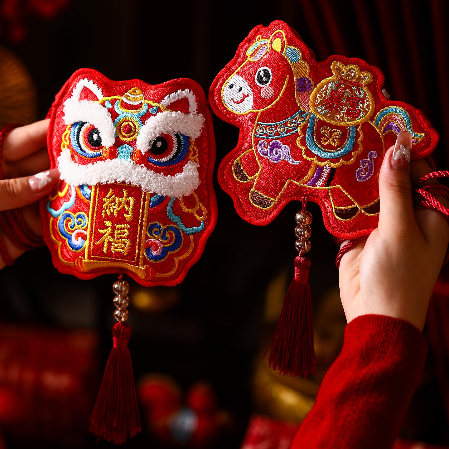 马年布艺红包袋2026新款春节过年儿童高档压岁钱包刺绣千元利是封