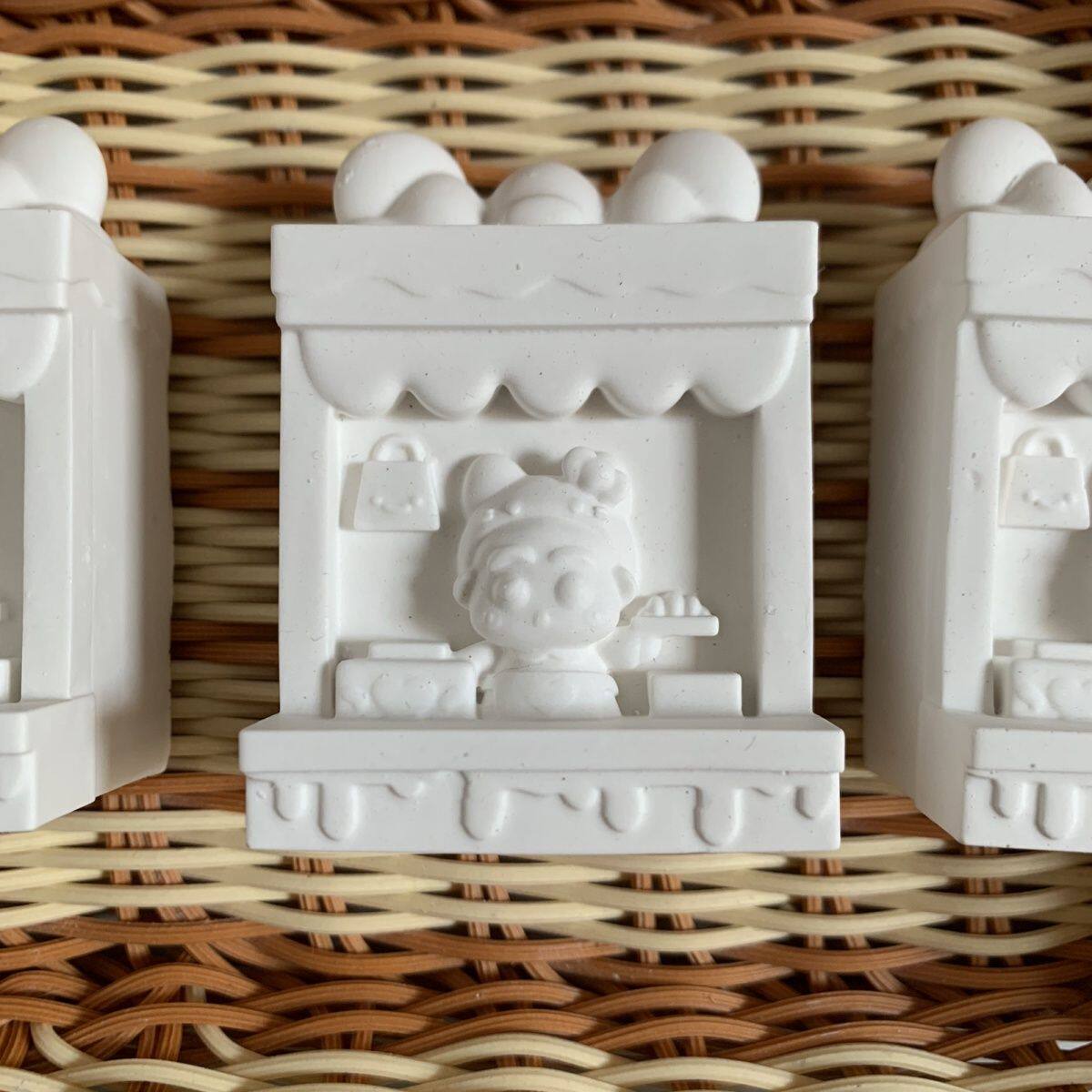 创意DIY蜡笔小新儿童石膏涂色摆件手工彩绘面包房白胚加厚教室