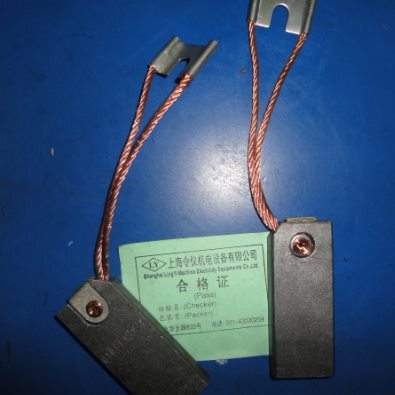 LFC554 专用发电碳刷电刷  9X25X60MM 哈汽碳刷9*25*60MM