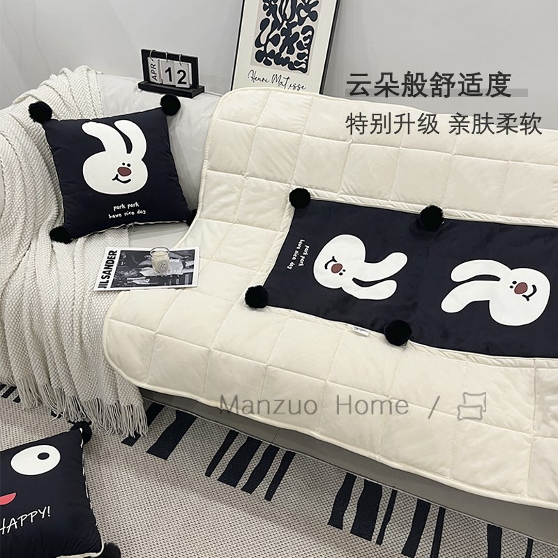 黑色汽车抱枕被子两用加厚二w合一午睡枕头被客厅空调靠枕折叠毯