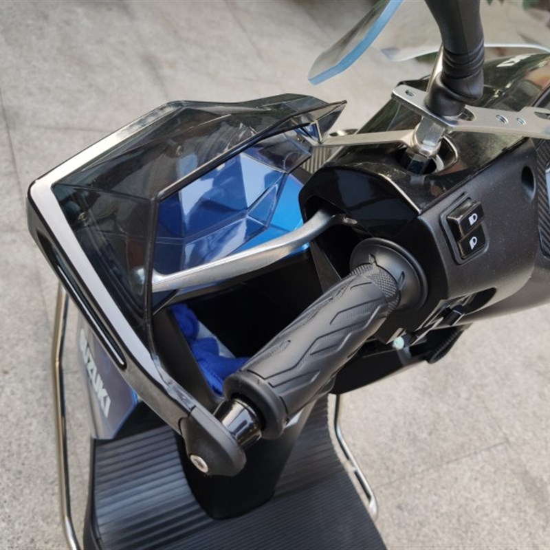 适用铃木UY125风挡踏板摩托车挡风护手UU小海豚 裂行nx改装手把罩