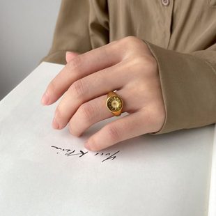 太阳之神 洗手洗澡不用摘力量感金币圆牌戒指圆币气质大方欧美感