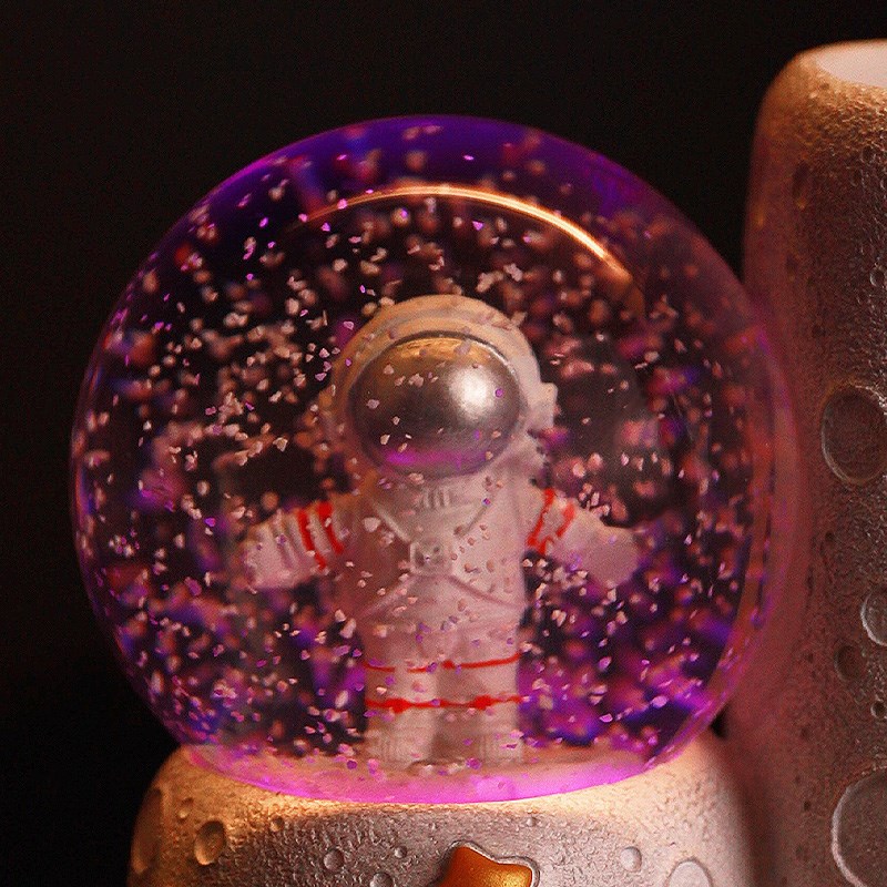 太空人宇航员小夜灯笔筒收纳摆件创意生日礼物送男生男孩女生同学