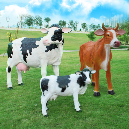 户外玻璃钢仿真动物摆件大卡通奶牛雕塑庭院花园装饰园林景观小品
