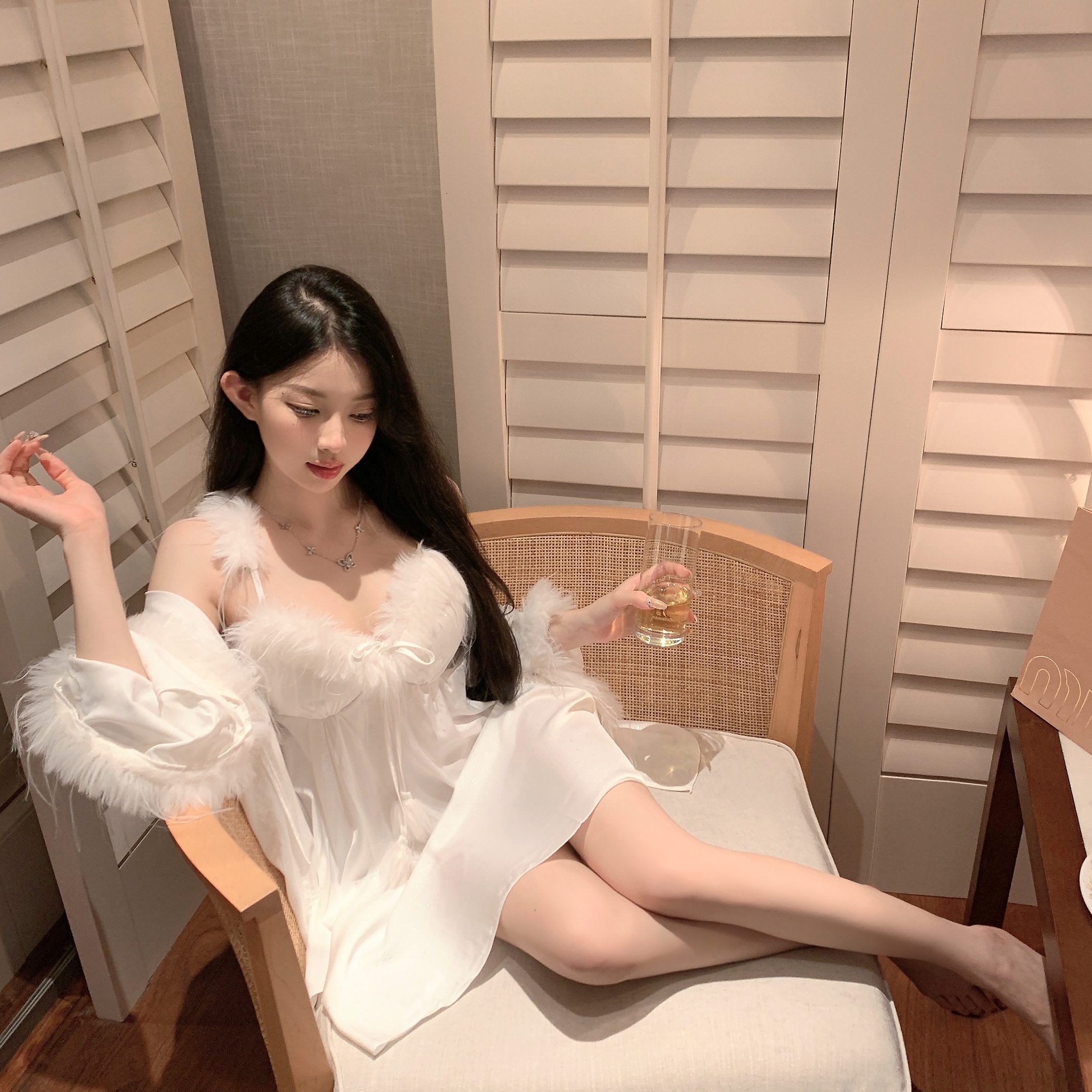 捞捞酱「柔雾荔枝」纯欲日系仙女斩男吊带睡裙睡袍约会睡衣羽毛新