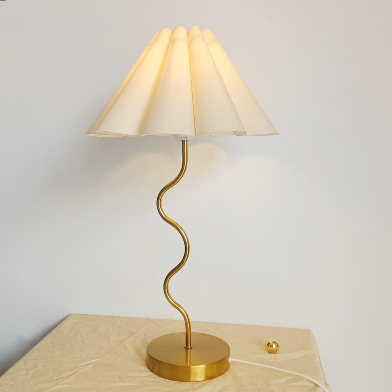 美式现代简约台灯卧室客厅百褶花瓣褶皱台灯现货伞形床头灯
