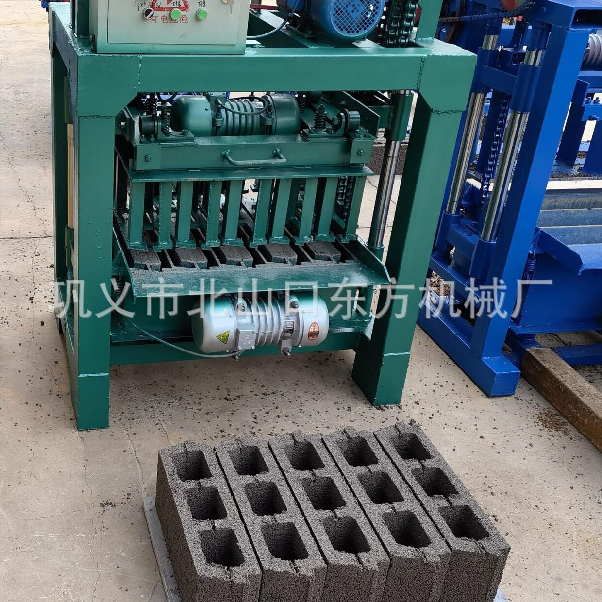 4-35B制作400-150-200房屋砖空心水泥砖机制作机配件齐全售后无忧
