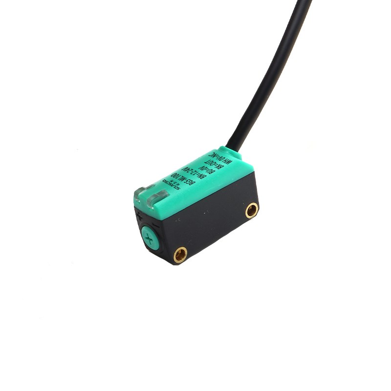 300mam黑白等距抗干扰漫反射式NPN光电开关传感器24v常开常闭可调