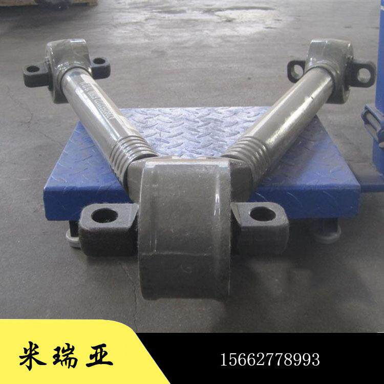 厂家直销供应外贸出口重汽豪沃V型推力杆 曼桥用V推