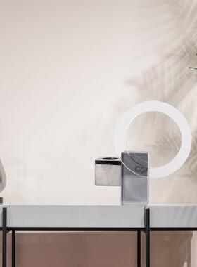 轻奢简约高档灰色水晶烛台书房样板房装饰抽样软装艺术工艺品