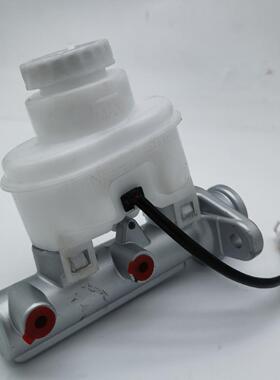 3540120-P00适用于长城风骏皮卡刹车总泵制动器耐磨适配主缸