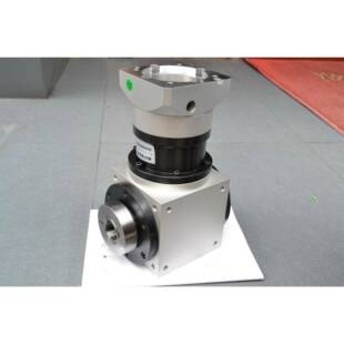 AT140转角箱T型换向器螺旋伞齿减速机可按要求订做