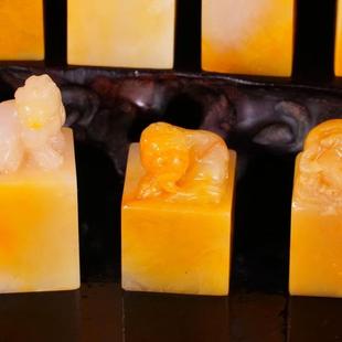 老挝北部田黄石雕刻钮头章瑞兽呈祥成品闲章文创金石篆刻印章收藏