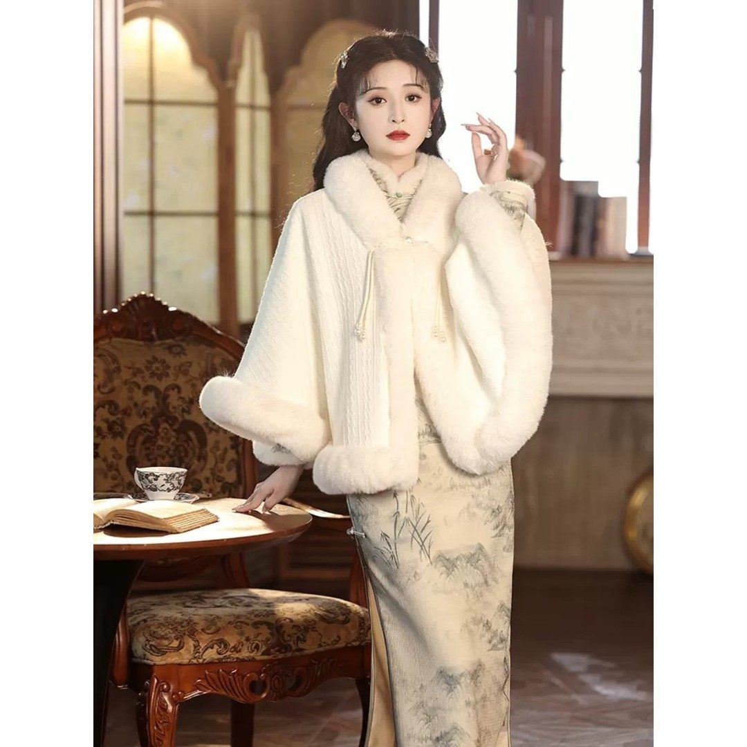 白色披肩搭配旗袍新款2024秋冬季加绒加厚高贵新中式外搭开衫绝美