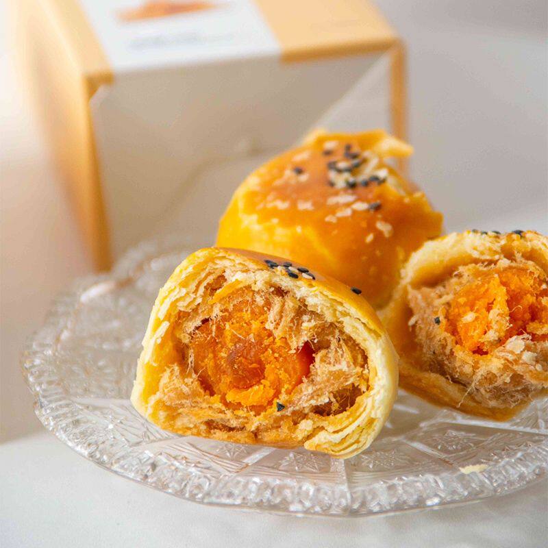 新三味奇手工蛋黄酥整颗咸蛋黄玫瑰豆沙烘焙糕点莲蓉多口味网红零