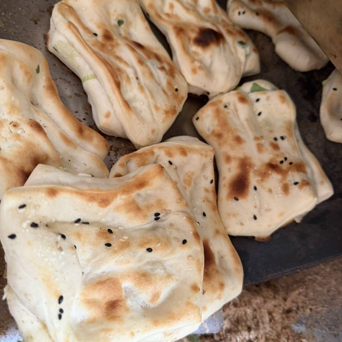 苏北徐州盐味烧饼葱花烧饼纯手工锅饼老式香葱潮牌烧饼特产即食