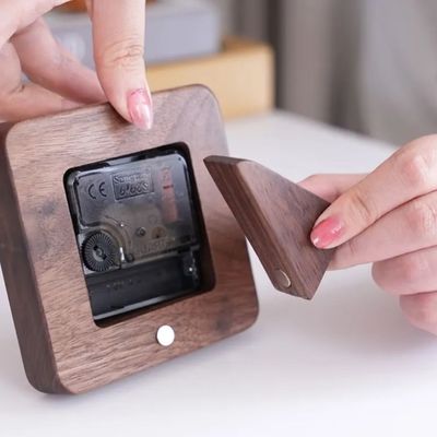 黑胡桃木钟表台式复古桌面时钟摆件实木座钟客厅简约创意台钟卧室