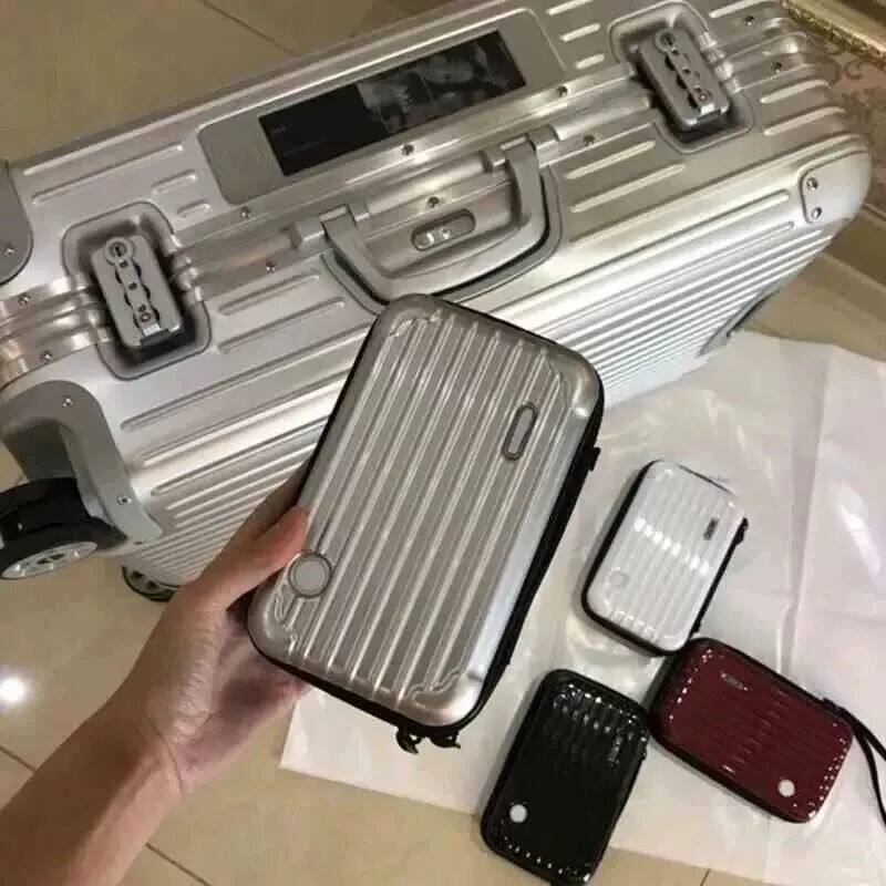 出差一定带一个！航空级别ABS+pc材质！多功能抗压旅行收纳箱包