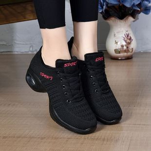 加绒广场舞鞋女成人新款防滑软底跳舞鞋百搭冬季加厚舞蹈鞋女