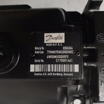90R180HS5NN80TCC8H03NNN323224丹佛斯Danfoss液压泵柱塞泵