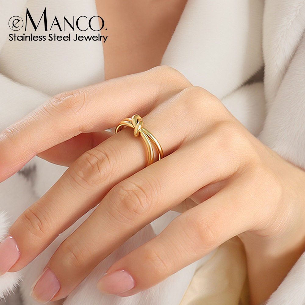 eManco时尚个性不锈钢戒指小众设计镀18K金戒指潮流钛钢指环戒指