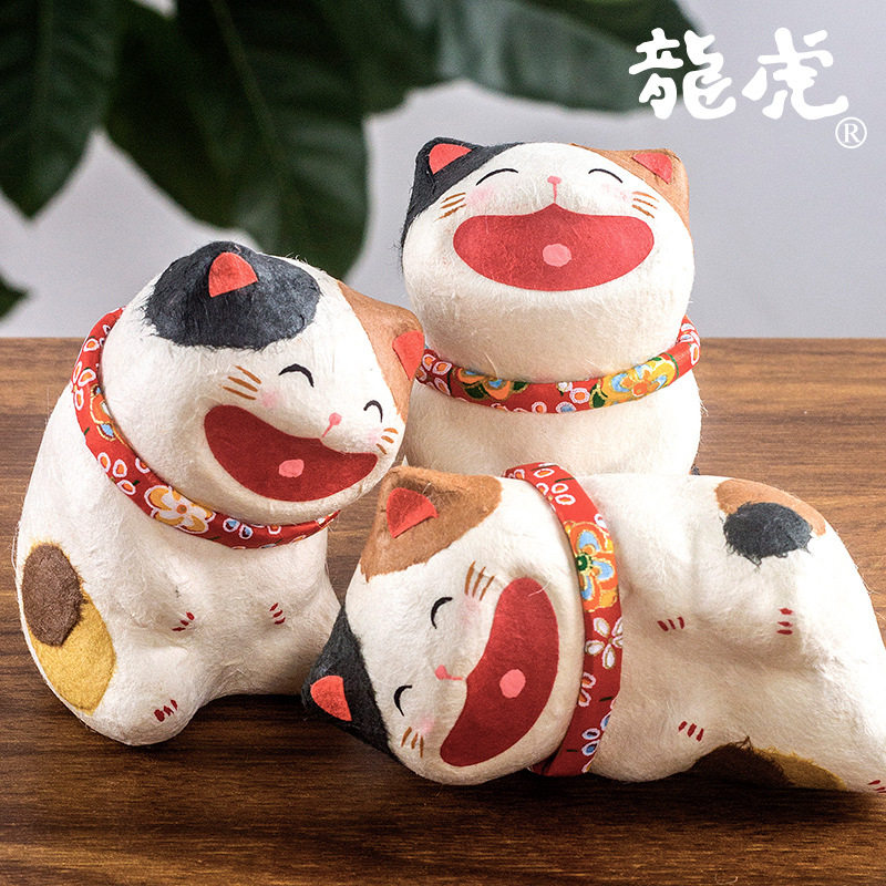 日本进口龙虎作和纸大笑招财猫创意摆件车载办公桌可爱猫咪生日礼
