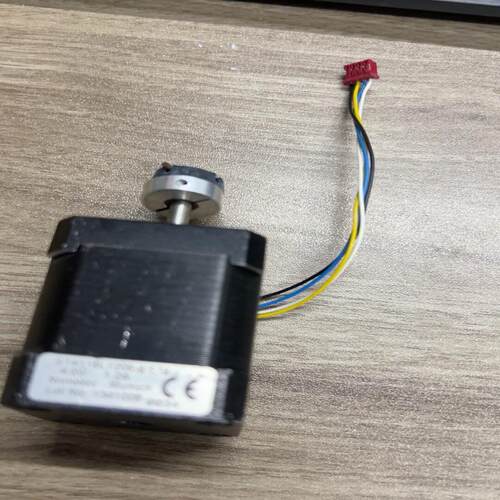议价电机一个，ST411BL1206-KSTR，4.0可维修