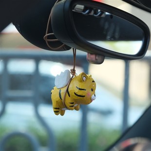 不土 如虎添翼 小老虎祝福系列木雕车载挂件送朋友对象生日礼物