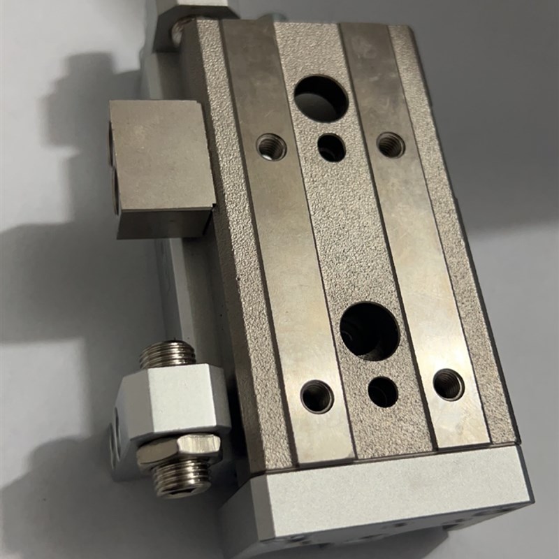 MXQ/MXQR6/8/12/16/20/25-10-20-30-40-50-75-100-125-150A-M9NV