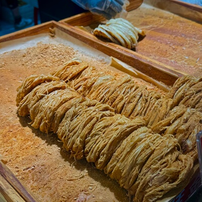 沈阳小时候味道排队王宫廷金丝饼