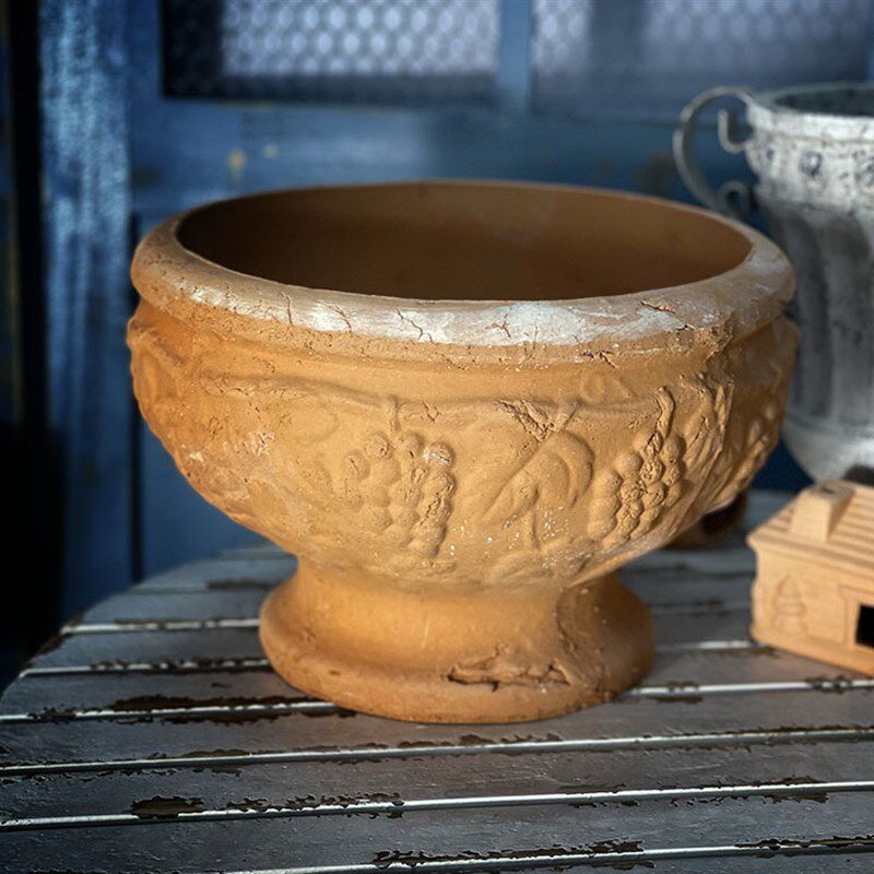 手压红陶做旧花盆 浮雕锈色葡萄宽口奖杯 花园 庭院W室内 矮牵盆