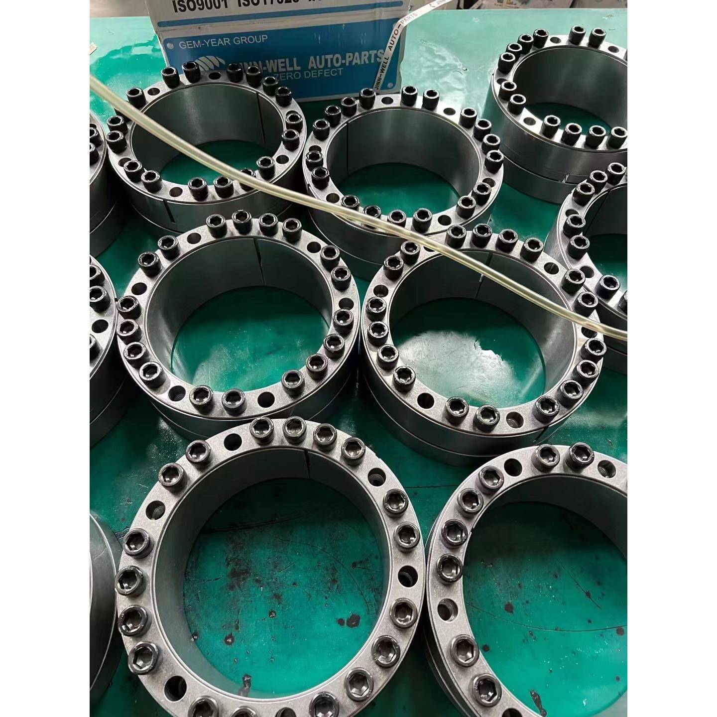 现货Z4-120*180胀紧套锁紧套键轴胀紧套免键涨紧套联轴器连接