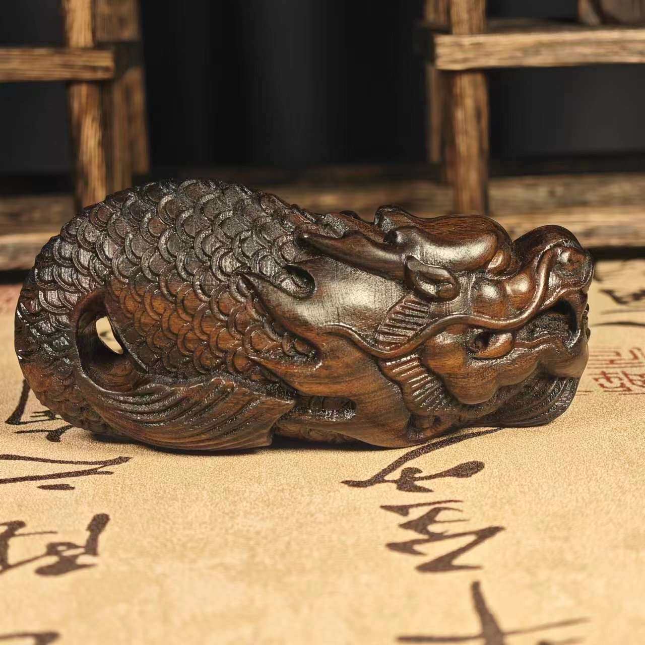 沉香木雕雕刻鱼化龙摆件随身盘玩文玩手把件家居装饰桌面摆件