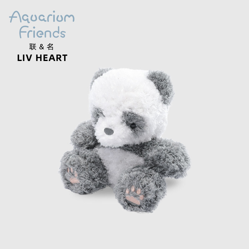 联名LIVHEART幼崽熊猫毛绒玩具