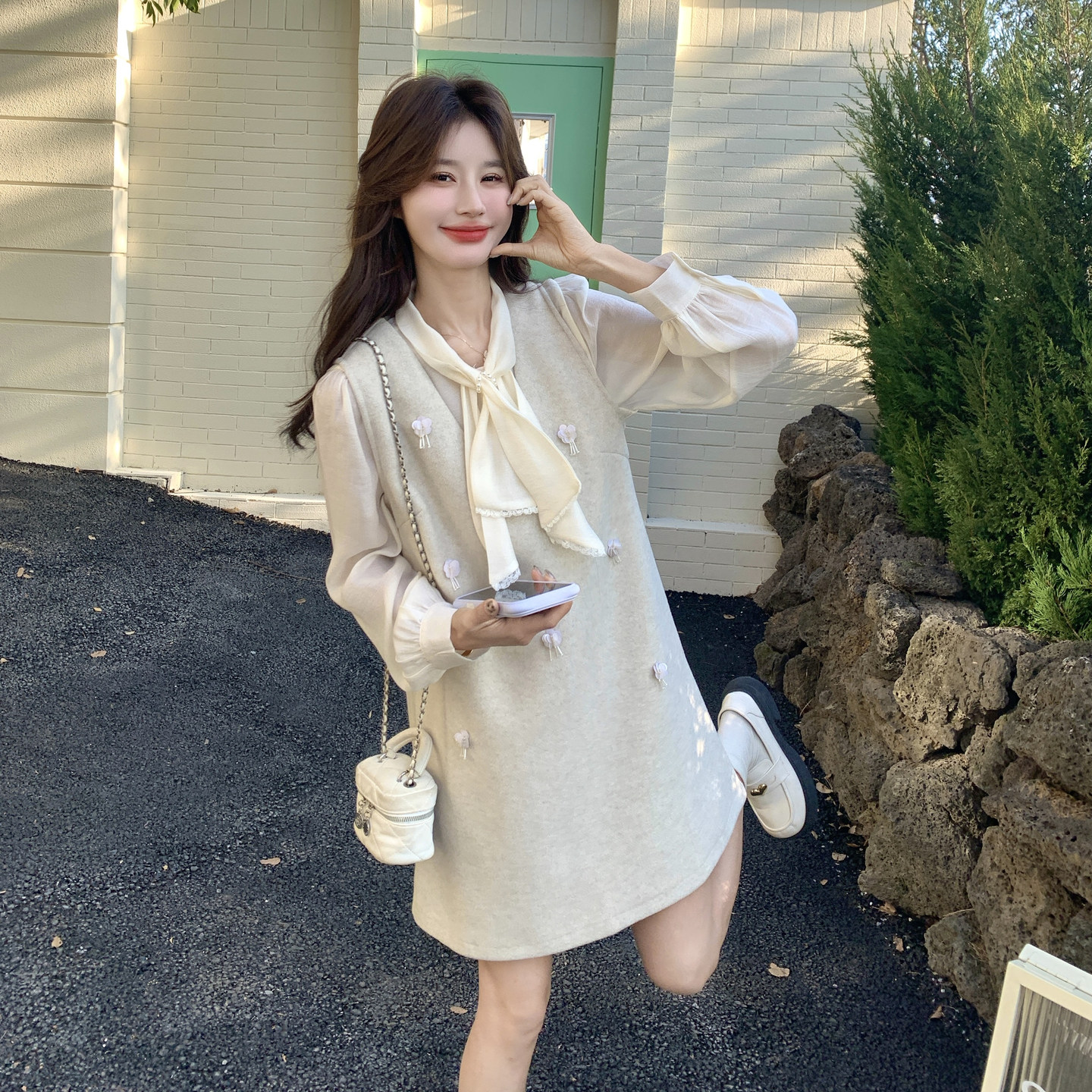 法式温柔小香风连衣裙套装女中长款2026春季新款显瘦背心裙两件套