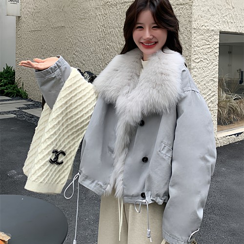 韩系工装羊羔毛领白鸭绒羽绒服