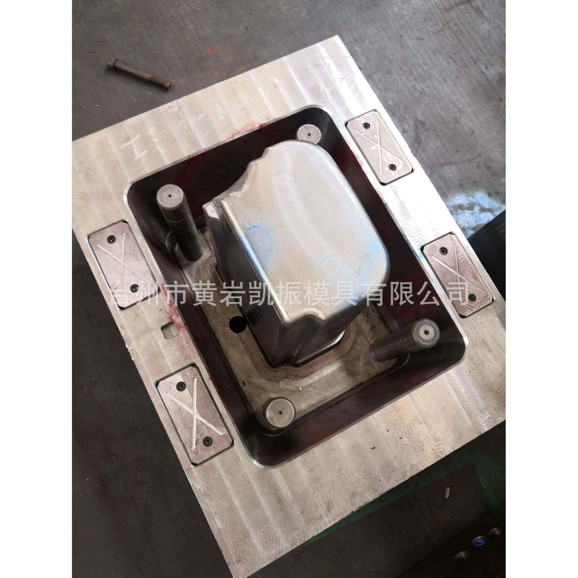 脚踏分类垃圾桶模具室内外双桶垃圾桶模具40L20L10L垃圾桶模具