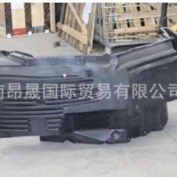 供应重汽HOWO T7H 汕德卡C7H C9前轮前挡泥板内衬812W61230-0208