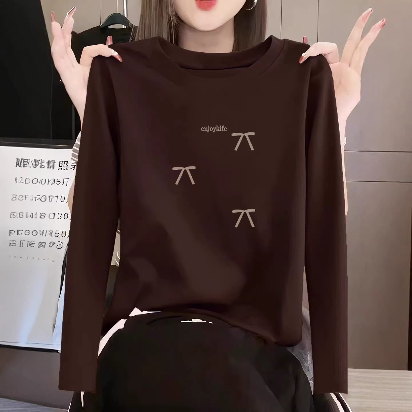正肩纯棉长袖t恤女咖啡色百搭洋气设计感上衣打底衫2026新款春秋