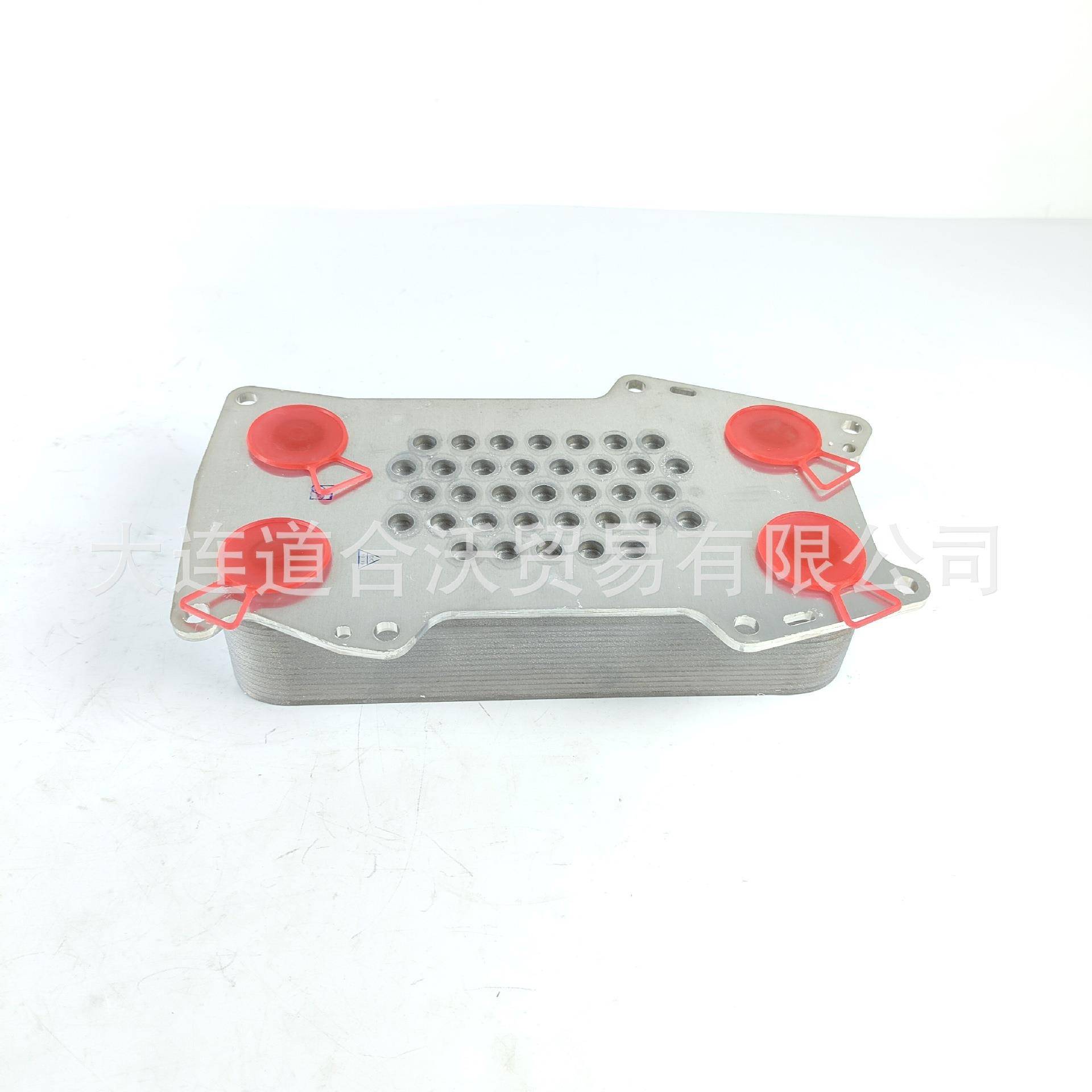 机散芯 04254427 机油冷却器用于道依茨BF6M2012