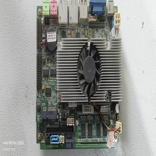 议价d525主板，功能正常成色如图可维修
